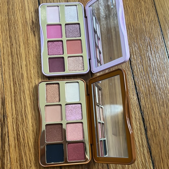 【Bundle】Too Faced Let’s Play & Kitty Likes To Scratch Eyeshadow palette - Picture 2 of 2